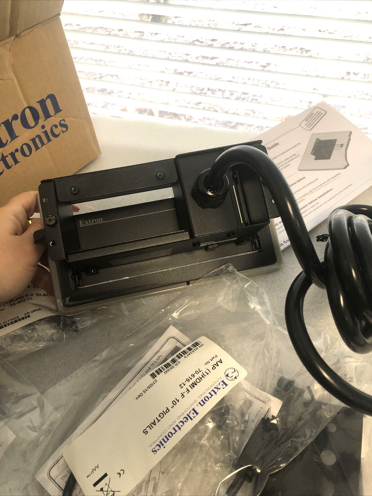 NEW / OPEN BOX Extron Cable Cubby 202