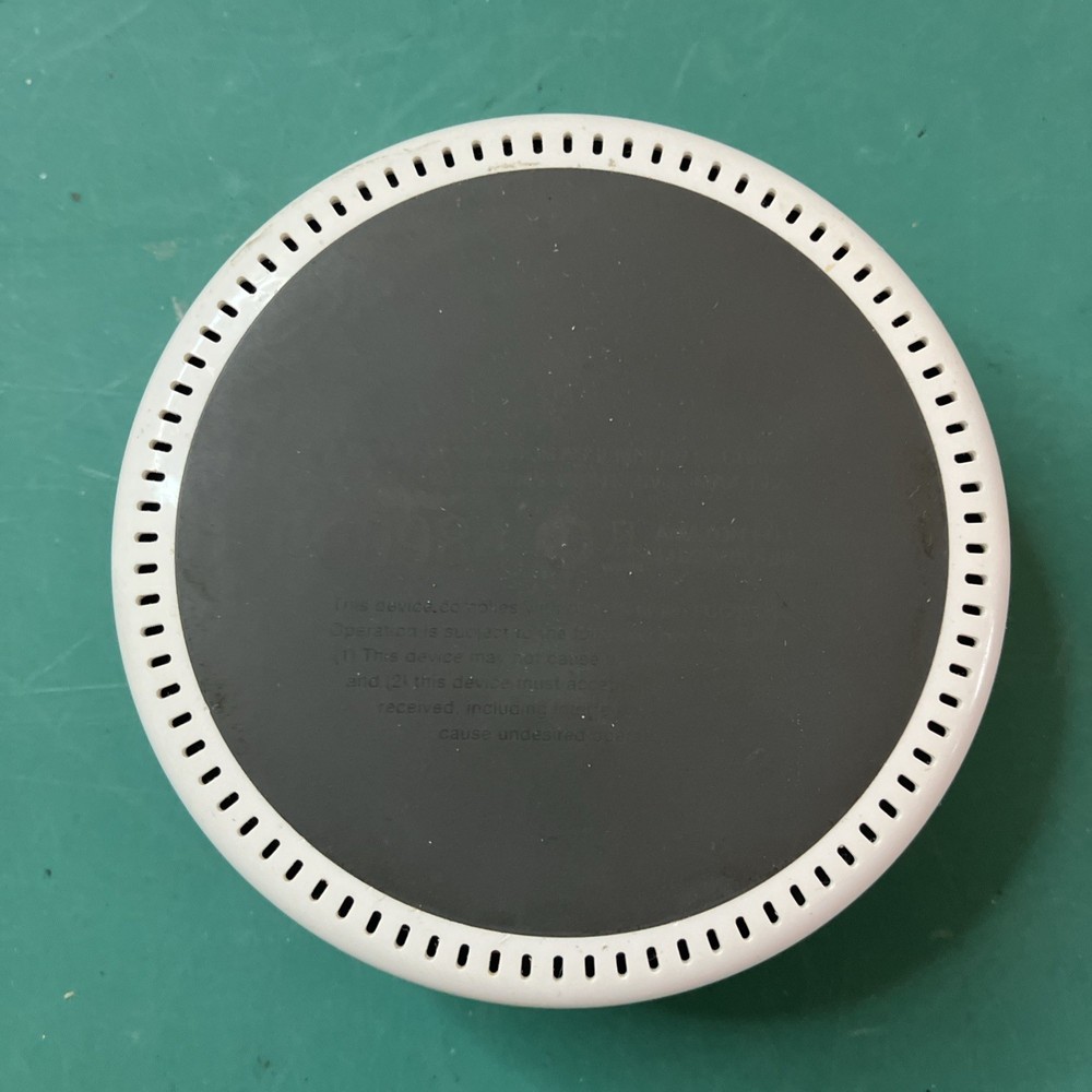 Amazon Echo Dot 2nd Generation Smart Speaker, RS03QR. White. Tested. VERY GOOD.