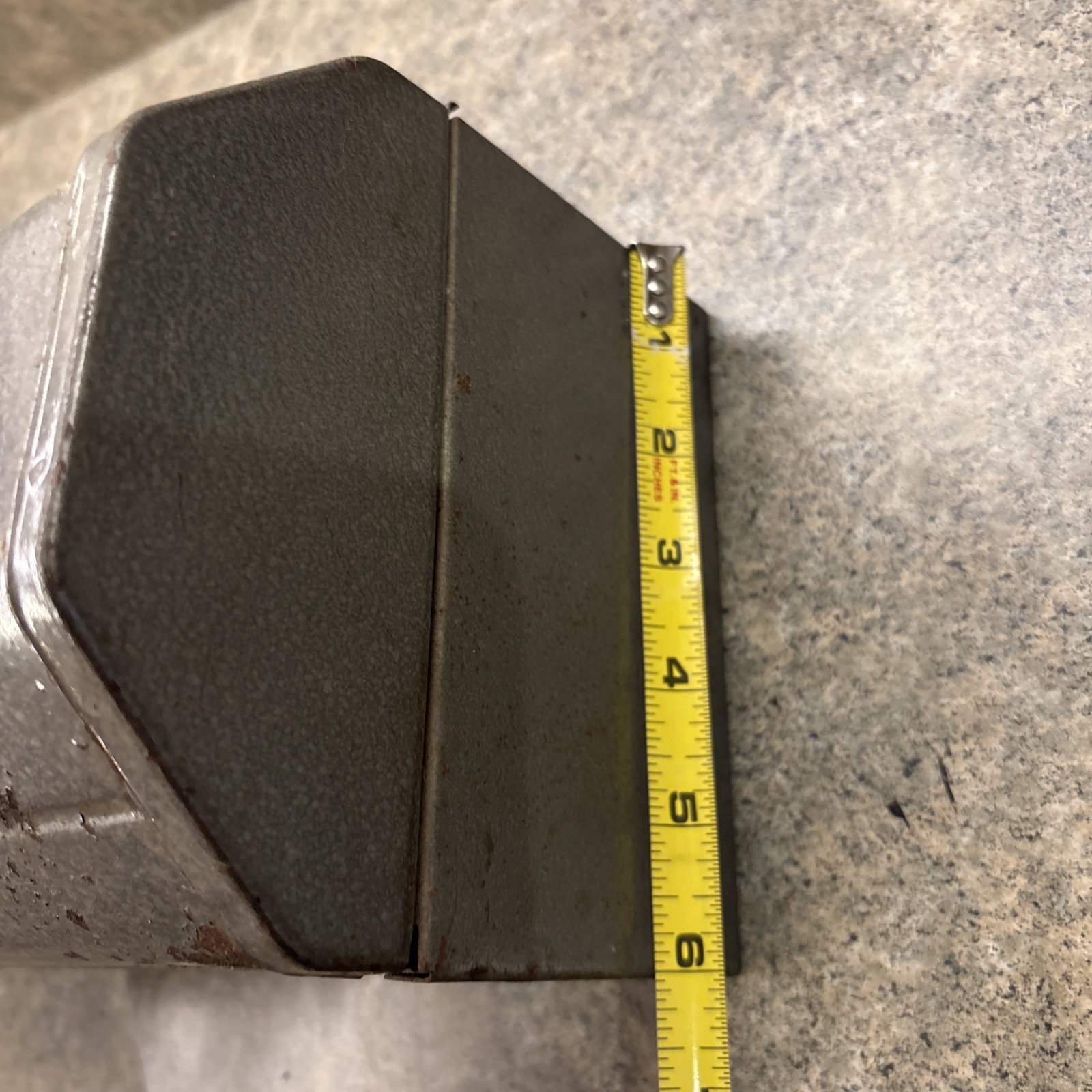 VINTAGE CRAFTSMAN 19-3/4" TOMBSTONE STEEL TOOL BOX, 65161, w/ TRAY