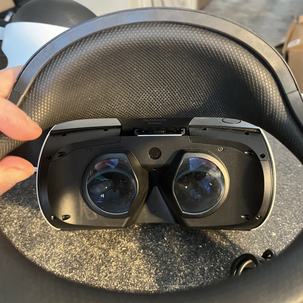 PS4 VR Headset Lot Untested