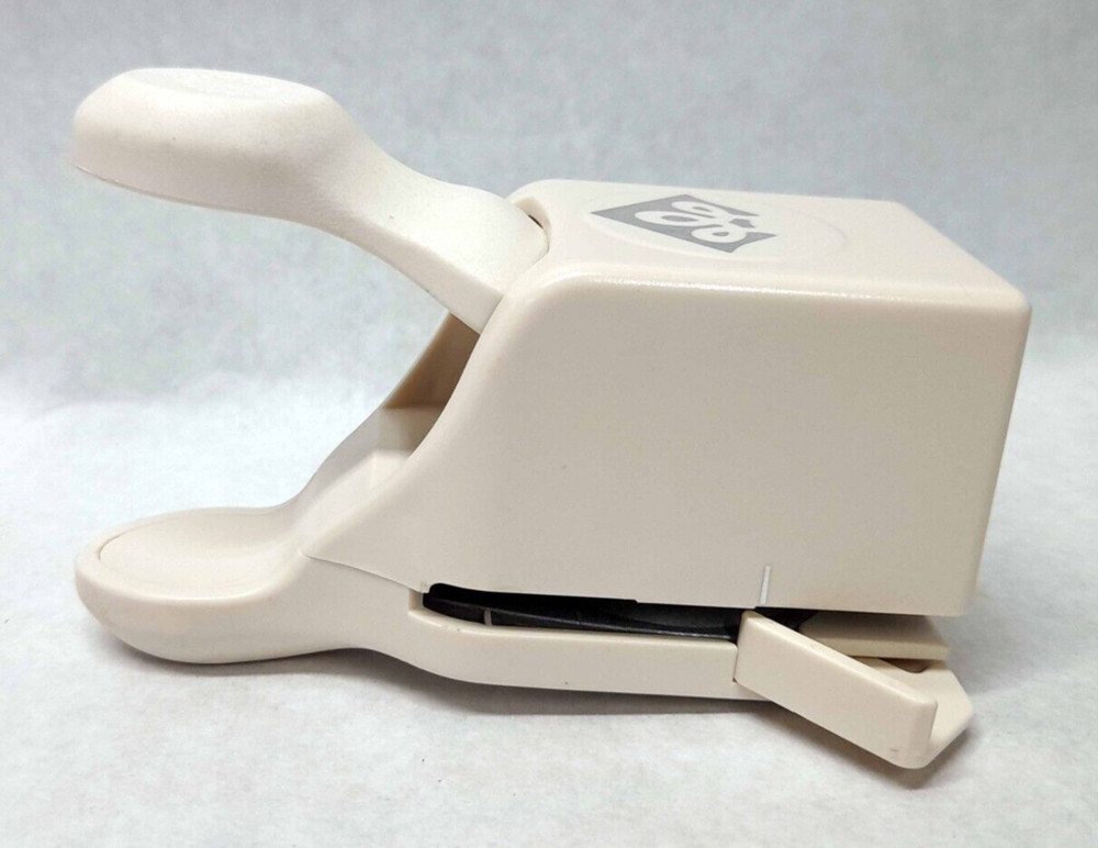 LOOP EDGE CORNER PUNCH - Martha Stewart