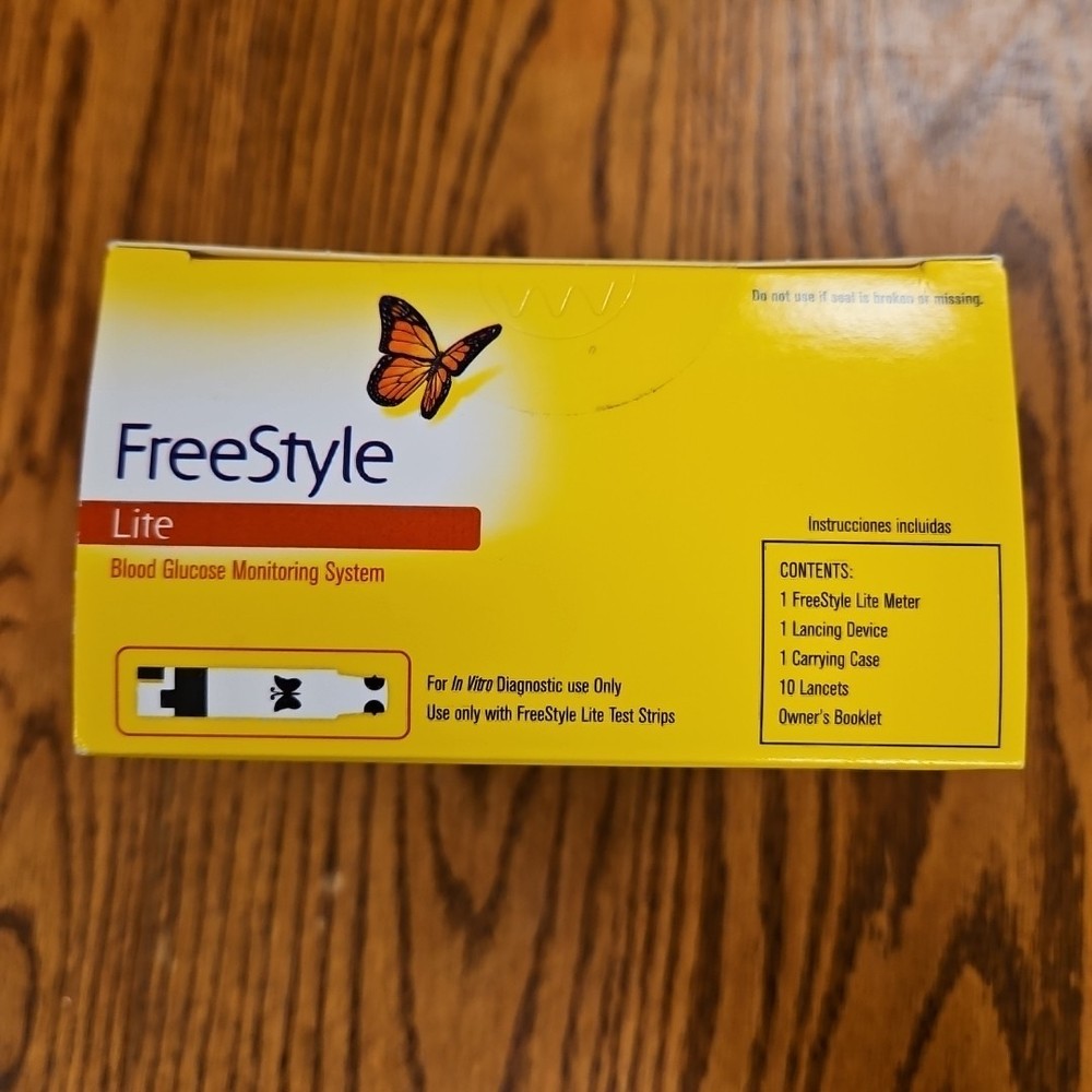 Freestyle Lite Meter Blood Glucose Monitoring System Tiny Sample No Coding
