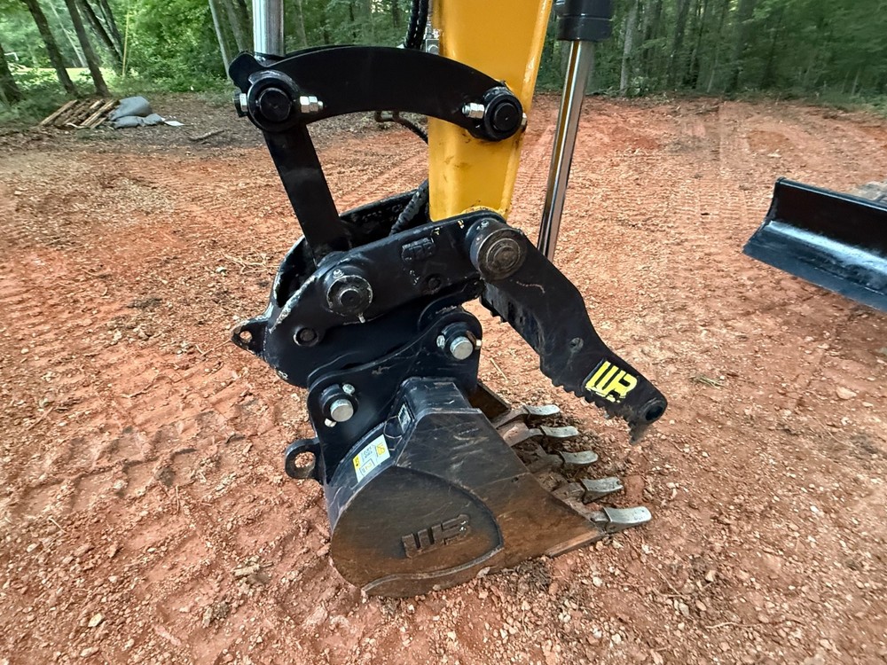 SANY EXCAVATOR SY802
