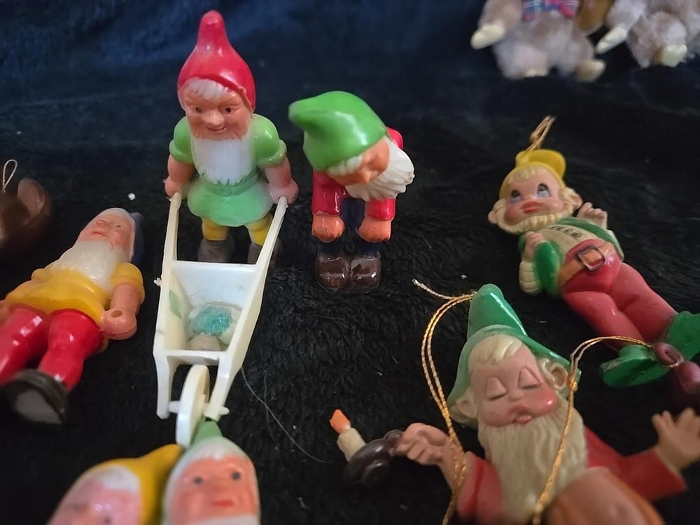 Gnome Ornaments And Figurines
