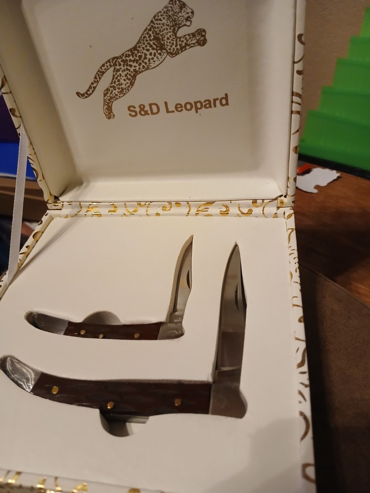 S&D Lepord Knives