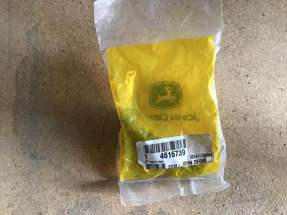 John Deere 4616739 Valve