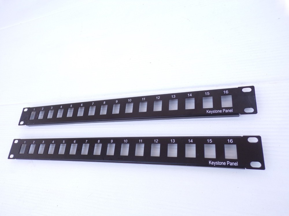 Lot 2 16- Port blank Keystone Patch Panel
