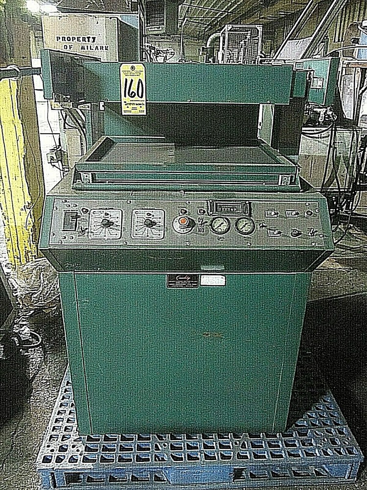 Quality Vacuum Forming Machine LA