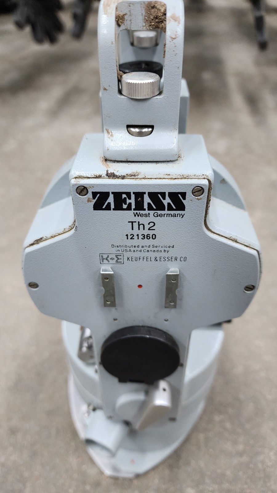 Zeiss Th2 Transit Theodolite 121360 West Germany with Carrying Case