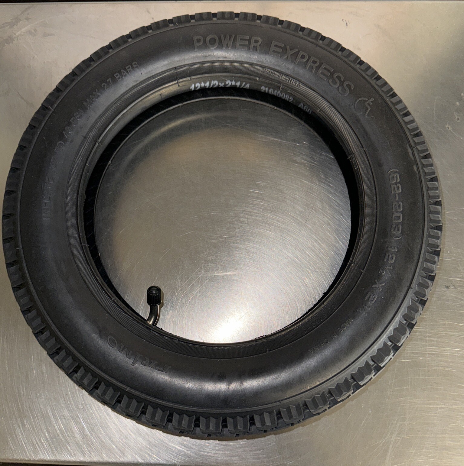 Heavy Duty Tire & Bent Stem Inner Tube 12-1/2 x 2-1/4 12.5 x 2.25 razor Bicycle