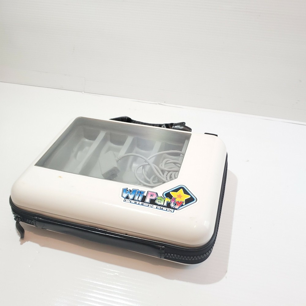 Wii Party Power Box 4 controller rechargeable case