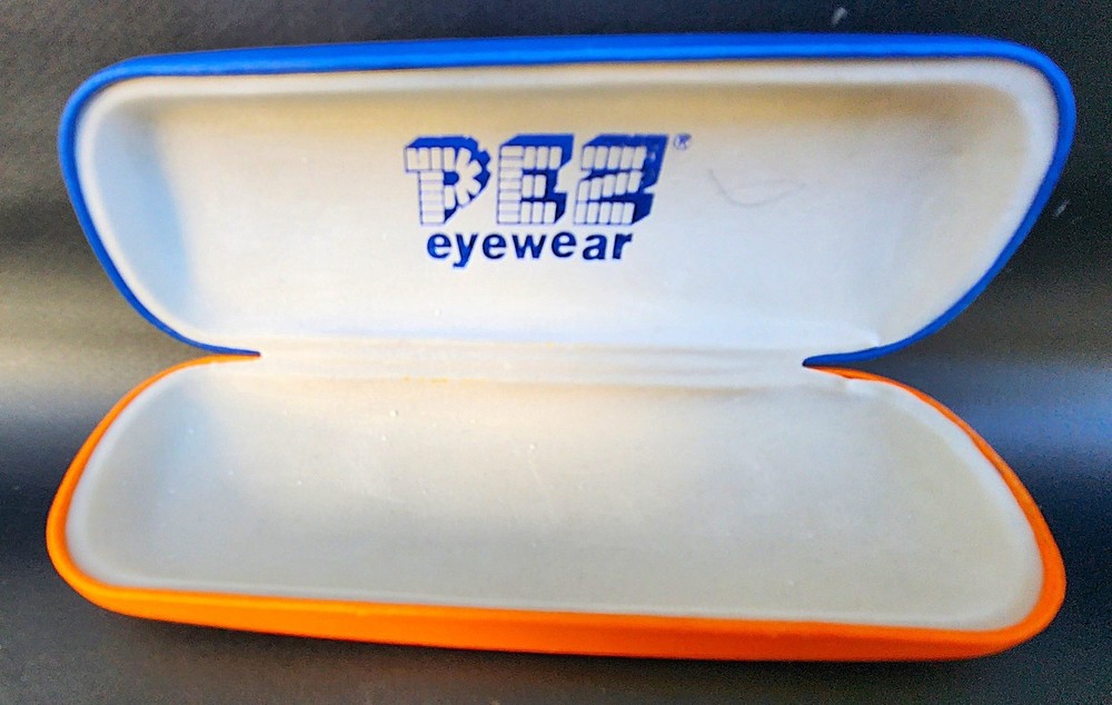 PEZ Candy Child Size Clamshell Blue & Orange Eyeglass Case (EUC)