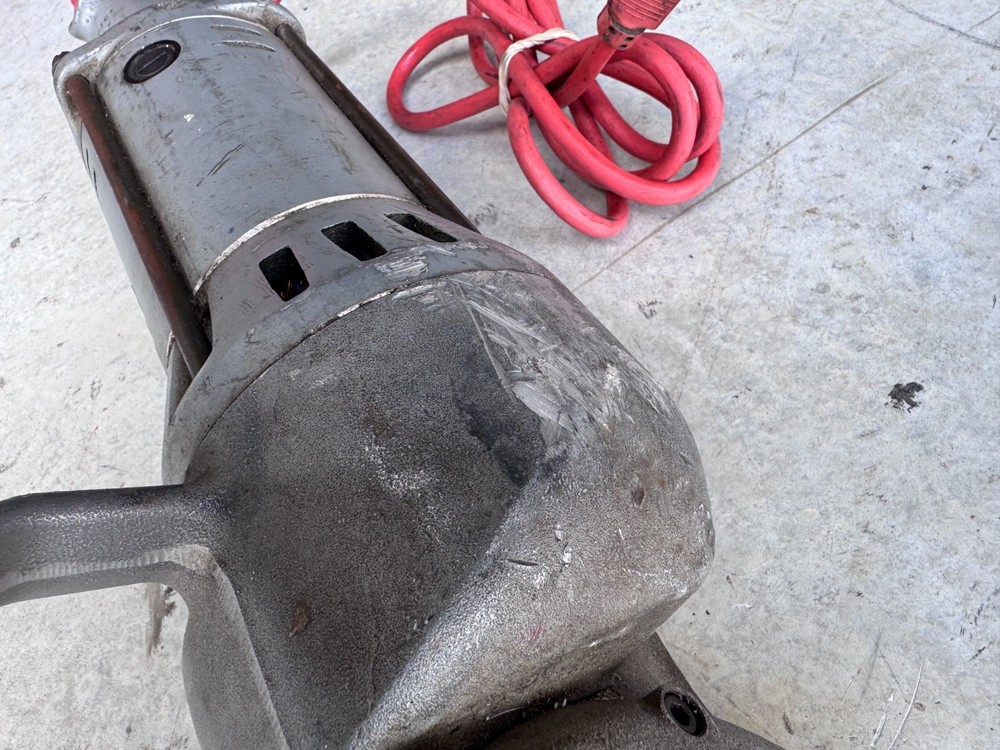 Ridgid 700-T2 Power Drive Pipe Threader Electric Handheld Threading Machine