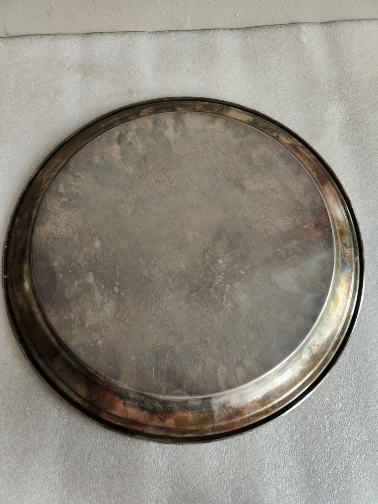 12" Round Silverplated Tray • No Makers Mark