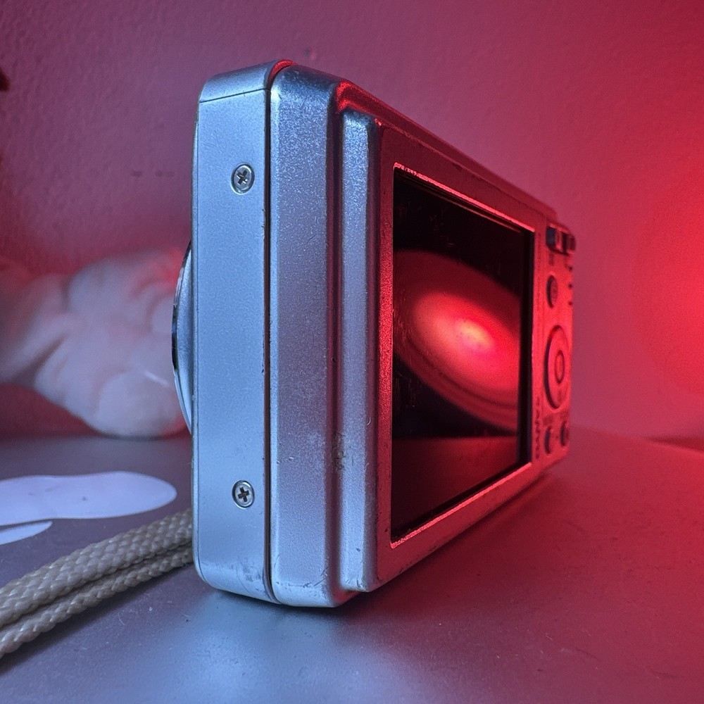 Sanyo VPC- E10 ex Digital Camera