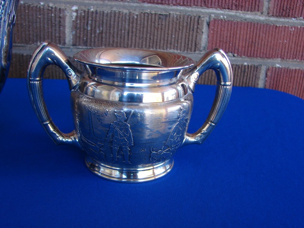 ANTIQUE REED AND BARTON 3 PIECE SILVER PLATE TEA SET