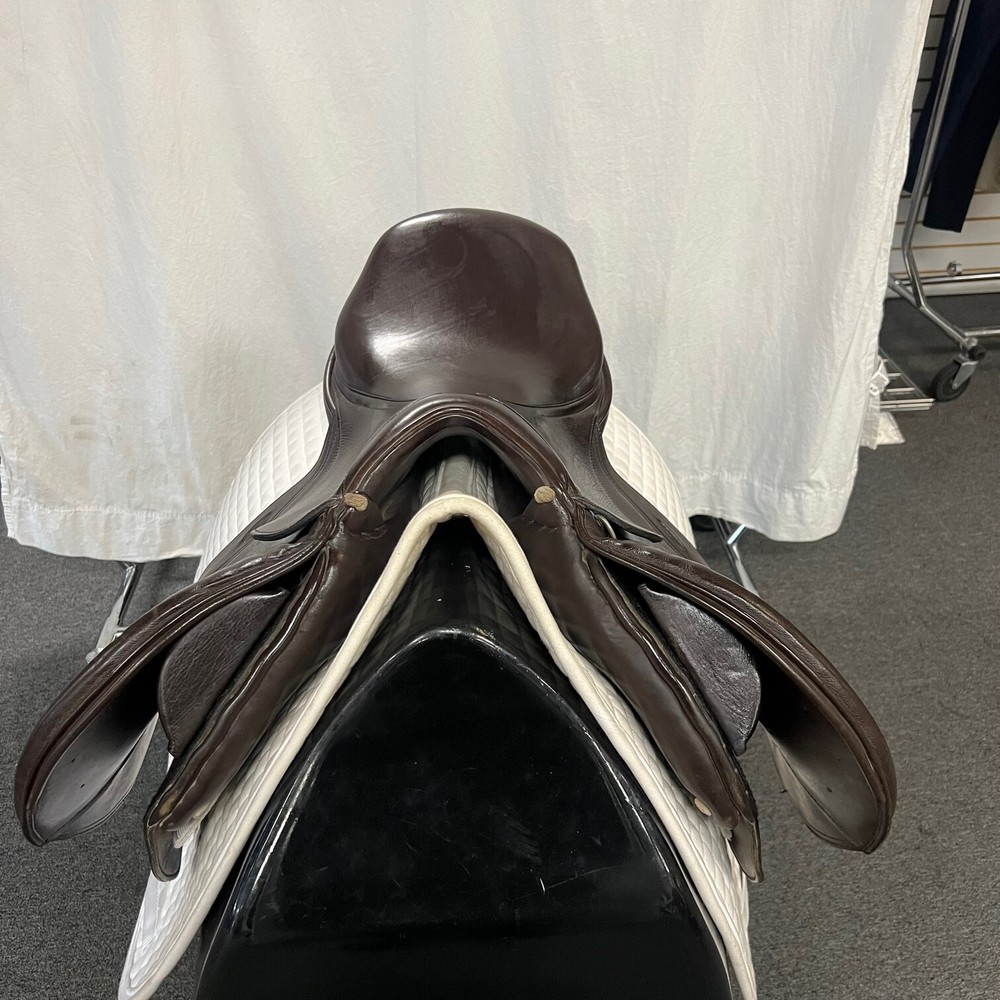 Used Schleese Eagle- Size 17.5" Jump Saddle Brown
