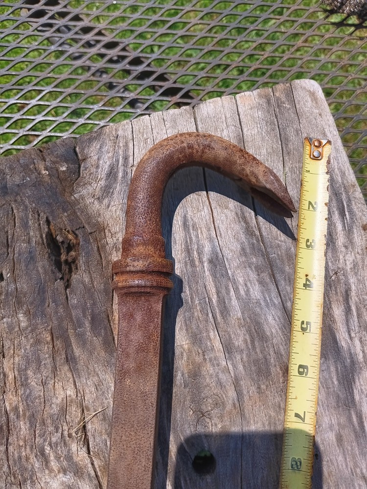 Antique Nail Puller Crow Bar Tool