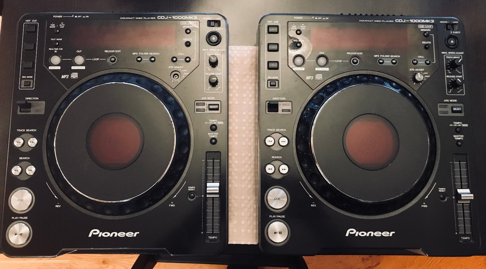 Pair (2) Used CDJ1000MK3's with Flight Cases