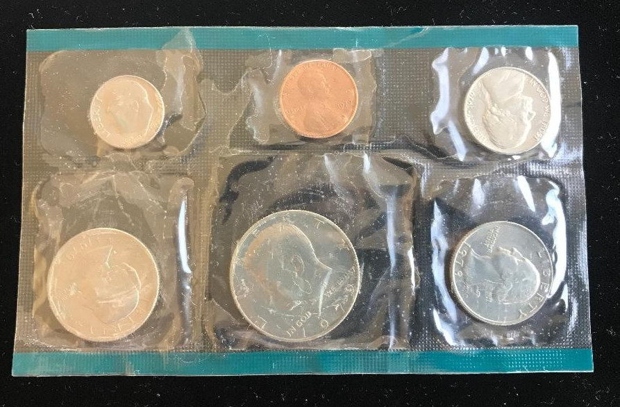 THREE 1979 UNCIRCULATED P & D MINT SETS ~SIX-COIN SETS EACH MINT ~U.S. MINT PACK