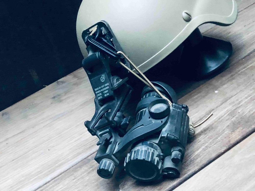 Tactical AN/PVS-14 Night Vision Lanyard System.