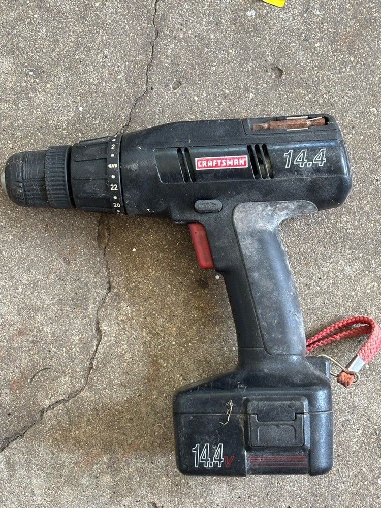 craftsman 14.4V 973.111291 with battery UNTESTED
