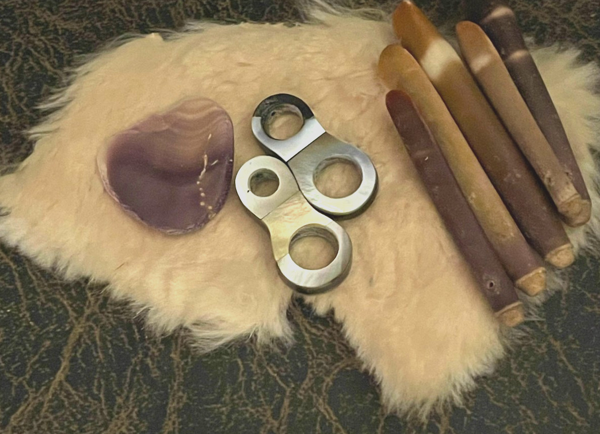 TREASURE BOX OF CRAFTS-FOR NATIVE AMERICAN-MOUNTAIN MAN-MUST READ-SEE ALL PHOTOS