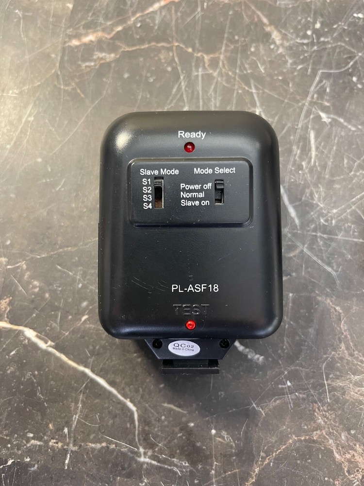 Studio Series Pro Polaroid Slave Flash Includes Mounting Bracket-Fully Tested!