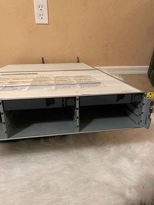 Hitachi DW-F800-DBF Virtual Storage Modular All-Flash Storage Array Drive Box