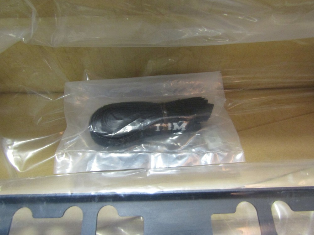 73P5857 IBM C19 PDU HARDWARE KIT