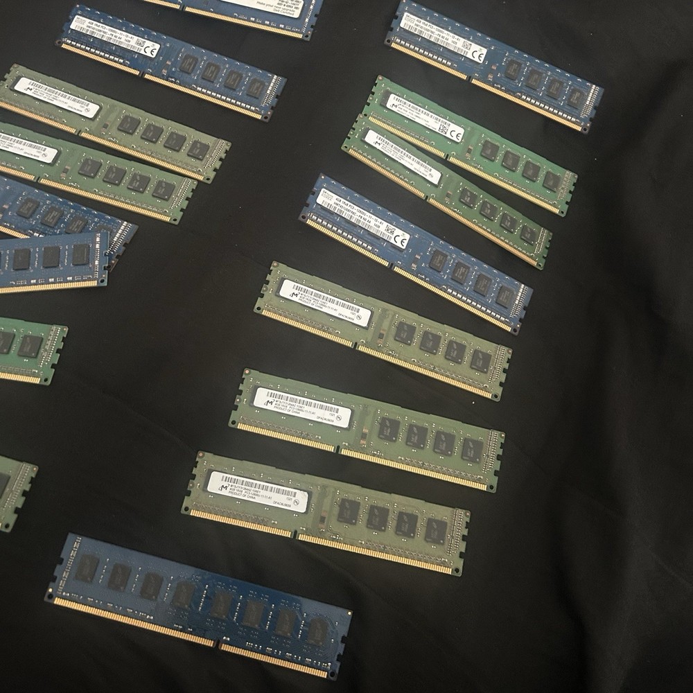 16 Sticks Of Untested DDR3 Ram