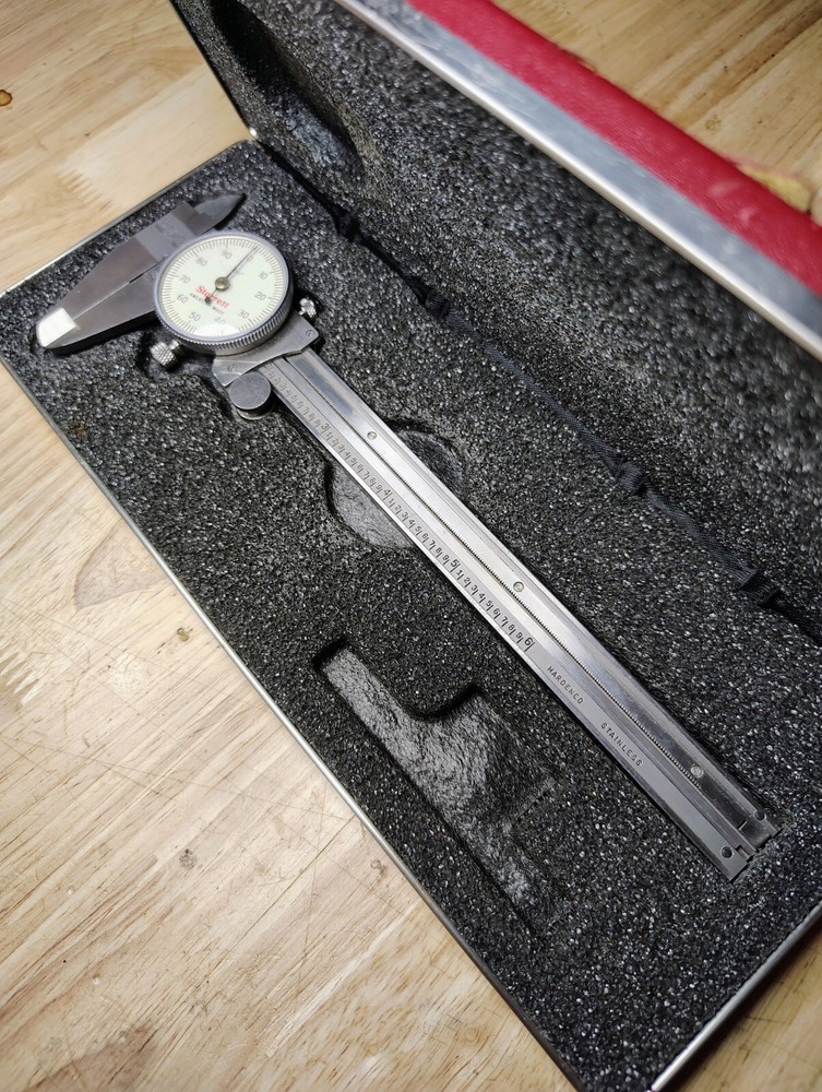 STARRETT MODEL 120 A DIAL CALIPER WITH CASE (SB1084032)