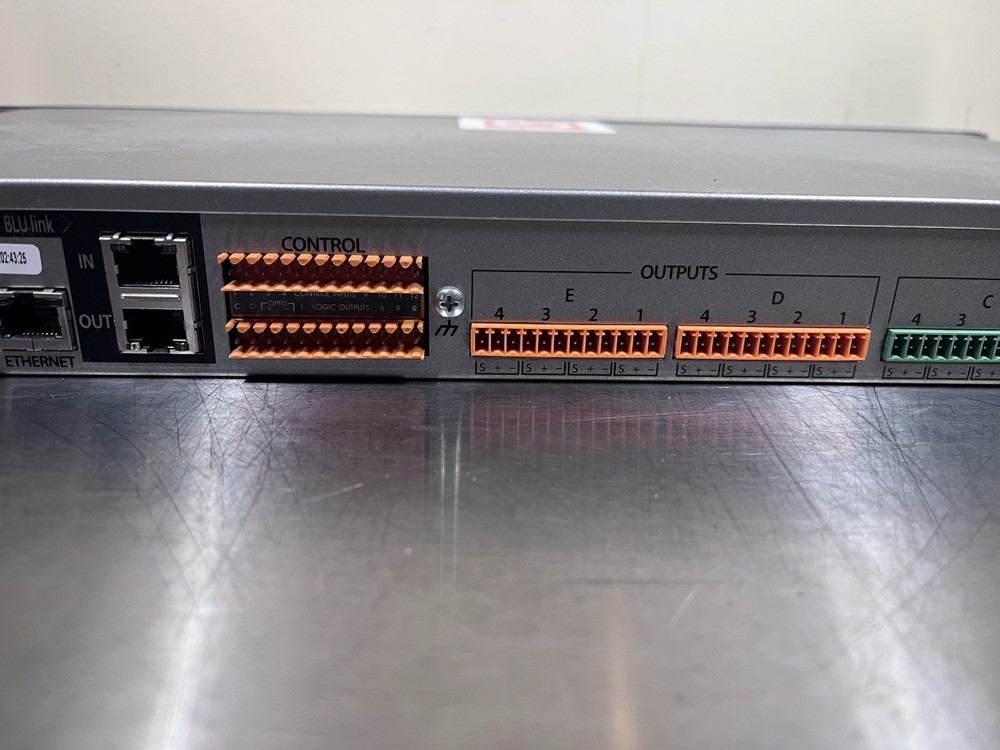 Free Shipping! BSS Soundweb BLU100 Rack Mount Signal Processor