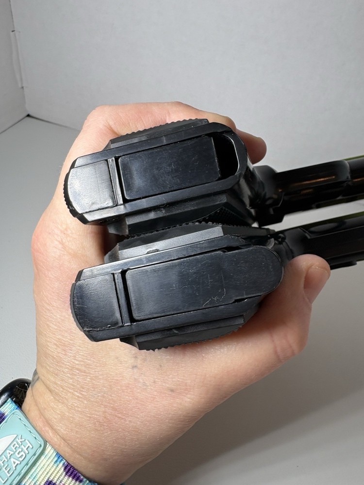 Zombie Airsoft Gun