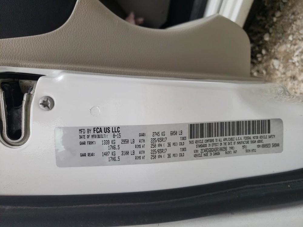 CARAVAN 2016 Glove Box 4843631