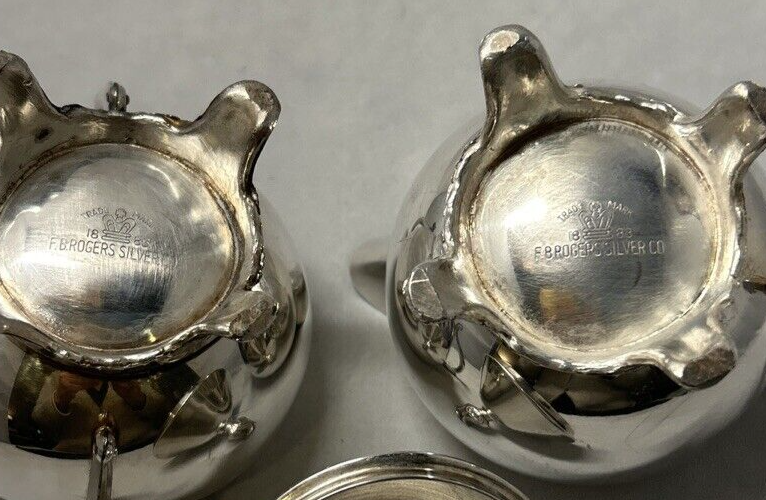 F.B. Rogers Silver Co. Silverplate Footed Lidded Sugar Bowl Creamer