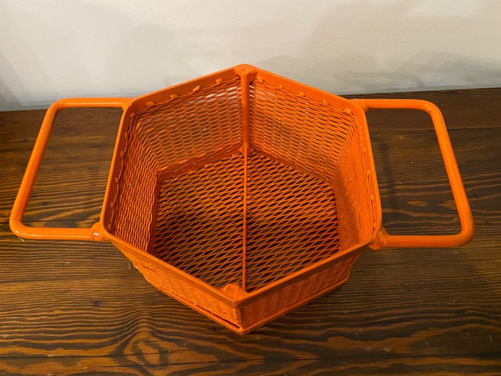 gold cube classifier from Whispering River. Fast and easy way to classify.