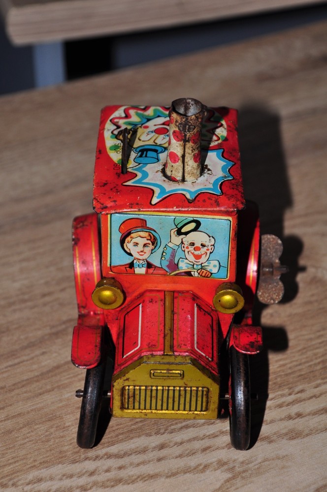 Vintage KO Japan Tin Clockwork Circus Car - Working