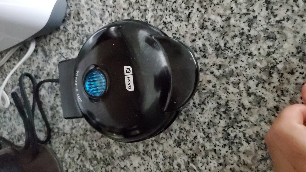 Dash Maker Mini Round Electric Griddle Machine For Individual Pancakes Black