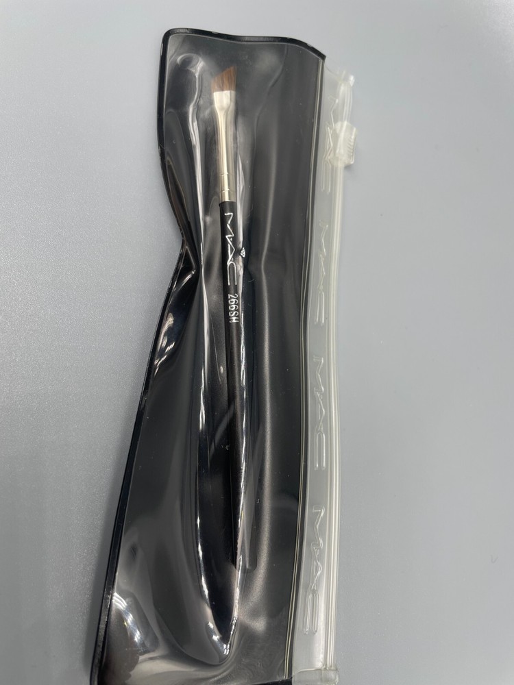 MAC 266SH SYNTHETIC Small Angle Brush. NEW AUTHENTIC