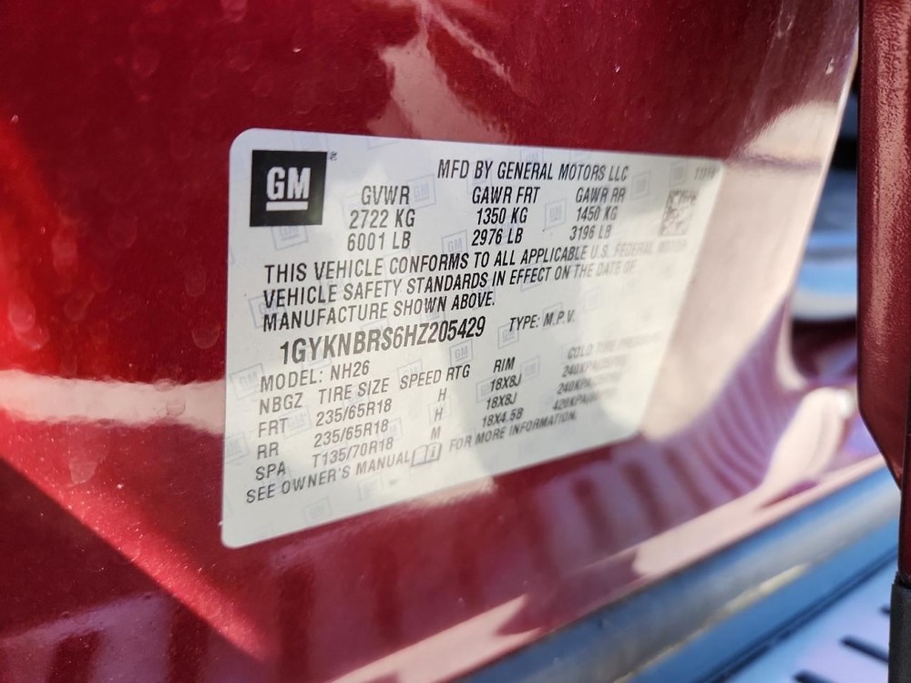 XT5 2017 Glove Box 4925385