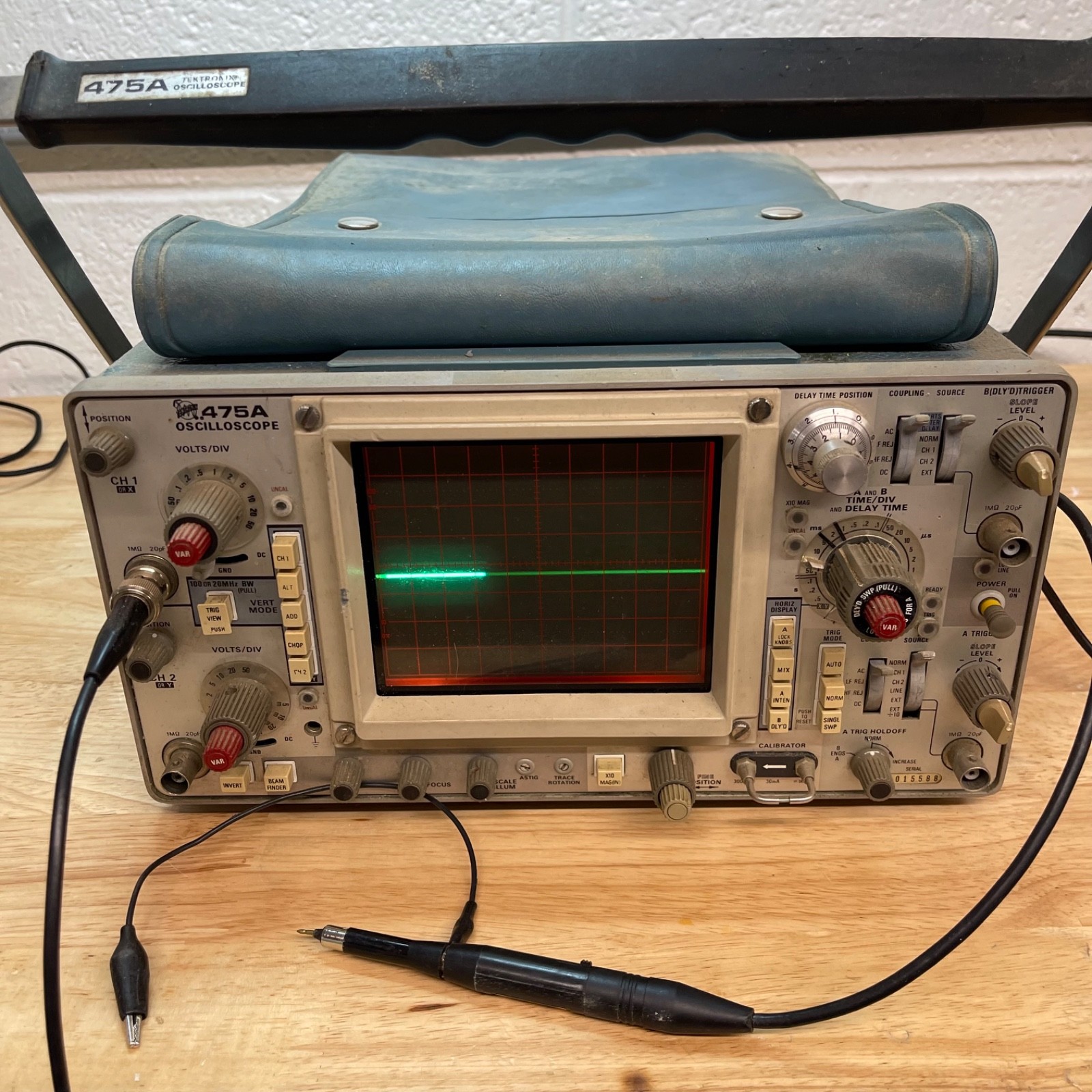 Tektronix 475A Oscilloscope