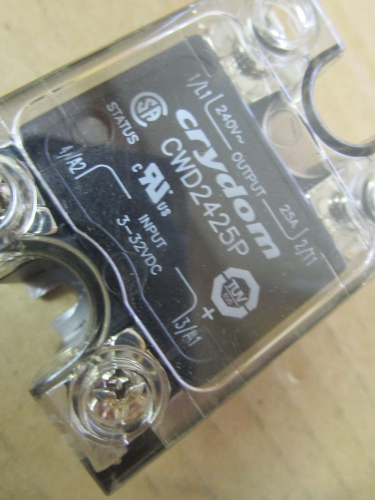 CRYDOM SOLID STATE RELAY CWD2425P 240V 25A 3-32Vdc
