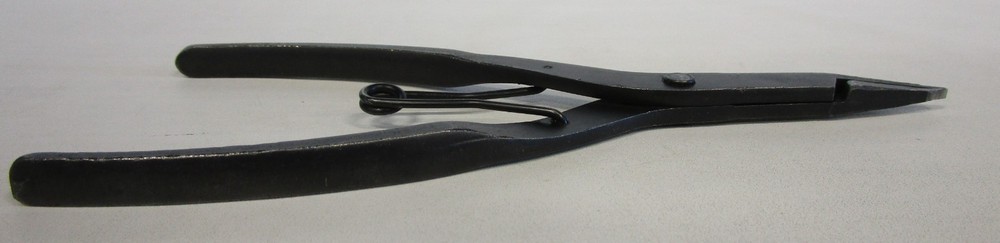 Snap On SRP3 9" Long Straight Tip Spring Loaded Snap Ring Pliers