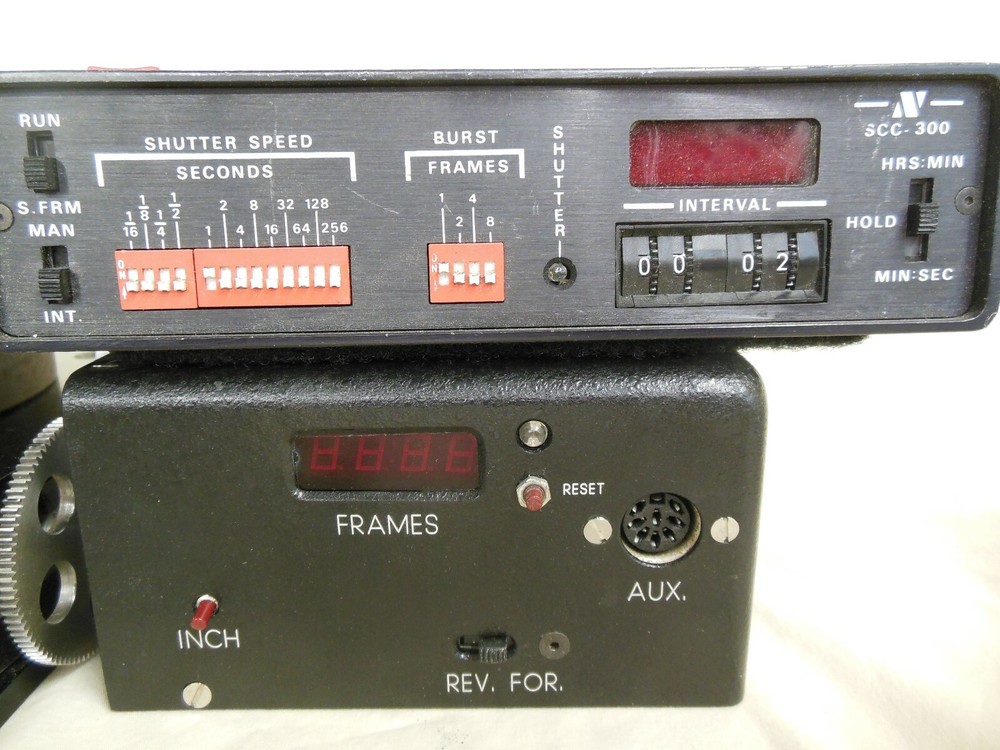 INTERVALOMETER PANNING HEAD NORRIS MOTOR AND CONTROLLER D.C.V MITCHELL ARRI RED