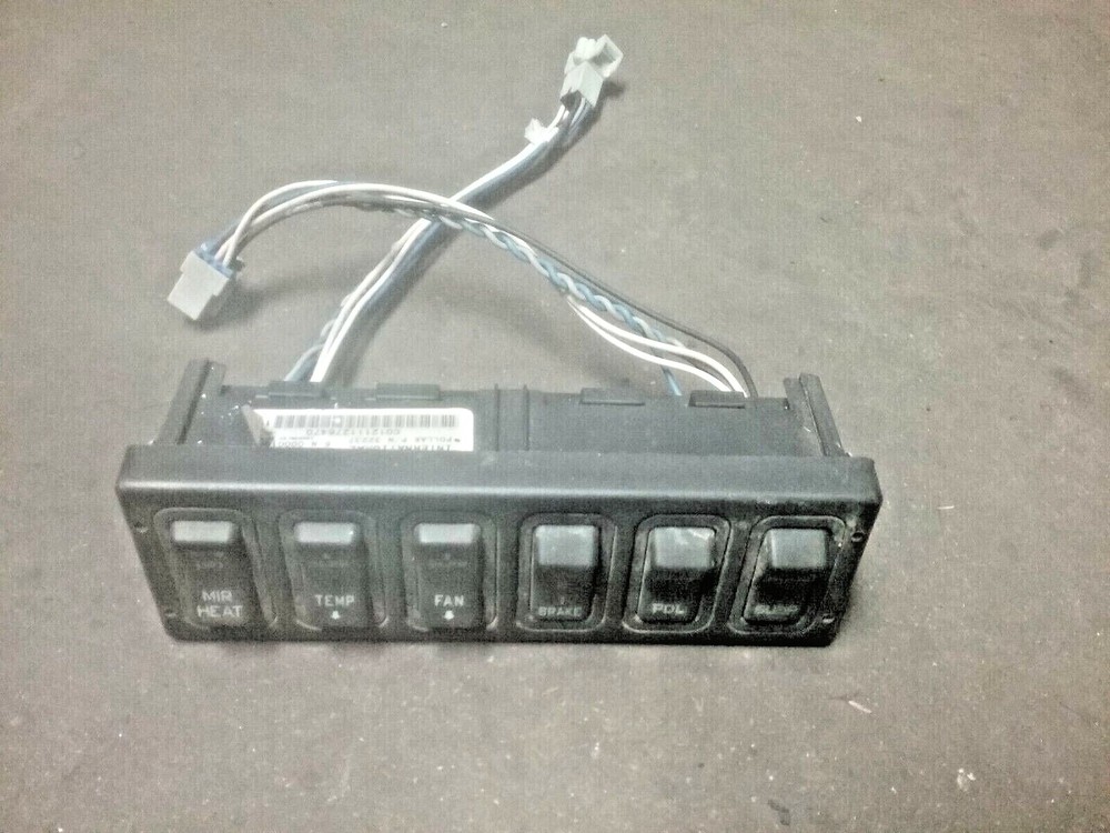 INTERNATIONAL SWITCH PANEL 3549776C4 , 32237
