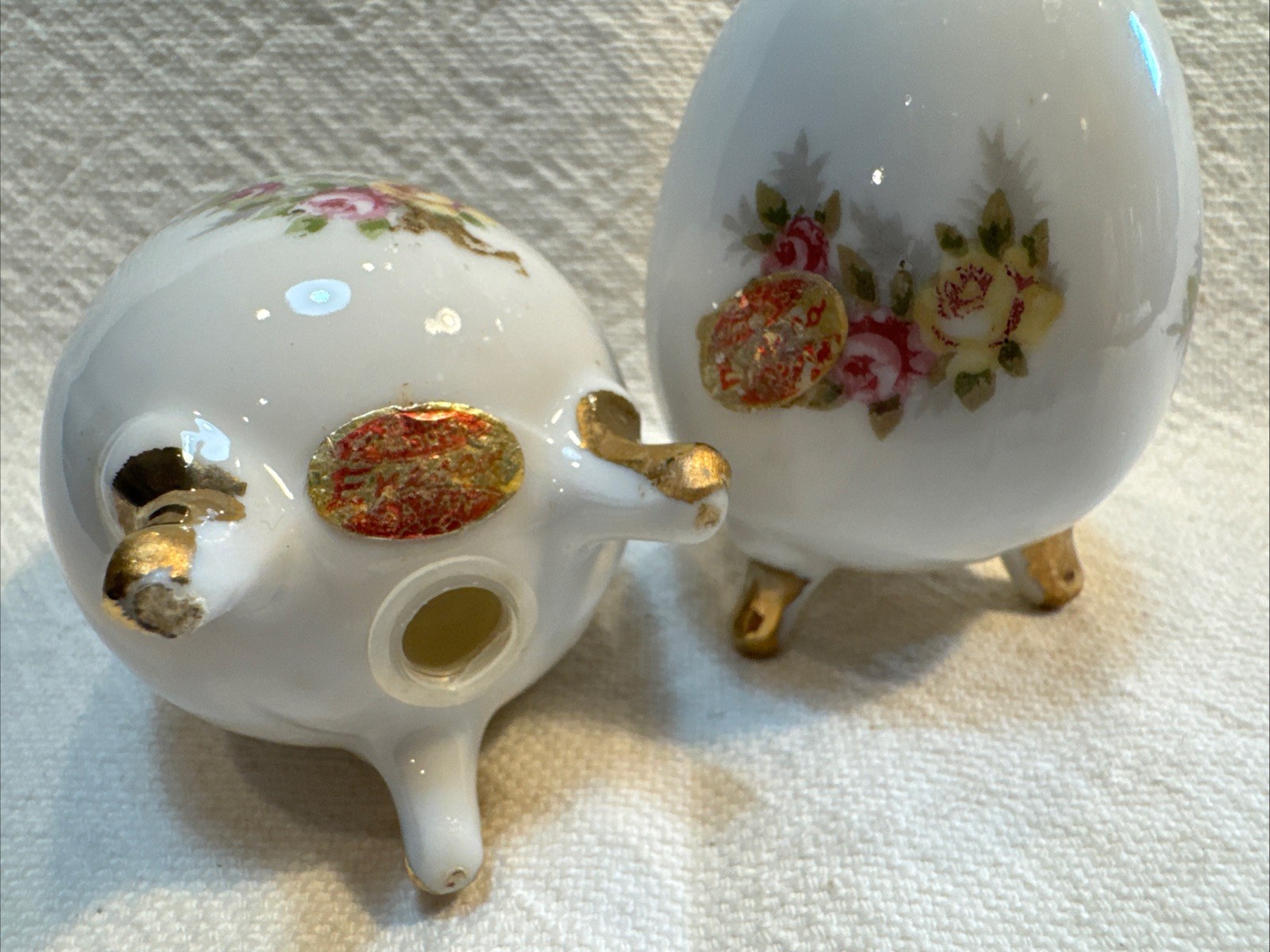 Vtg Japan Porcelain Egg + Spoon+Enesco S&P Shakers Lot-Easter-Flowers