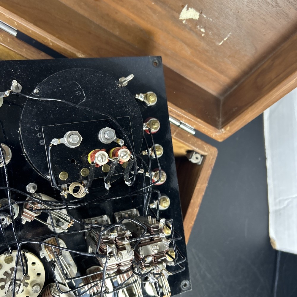 Shallcross No. 696 Current Flow Test Set . (untested)