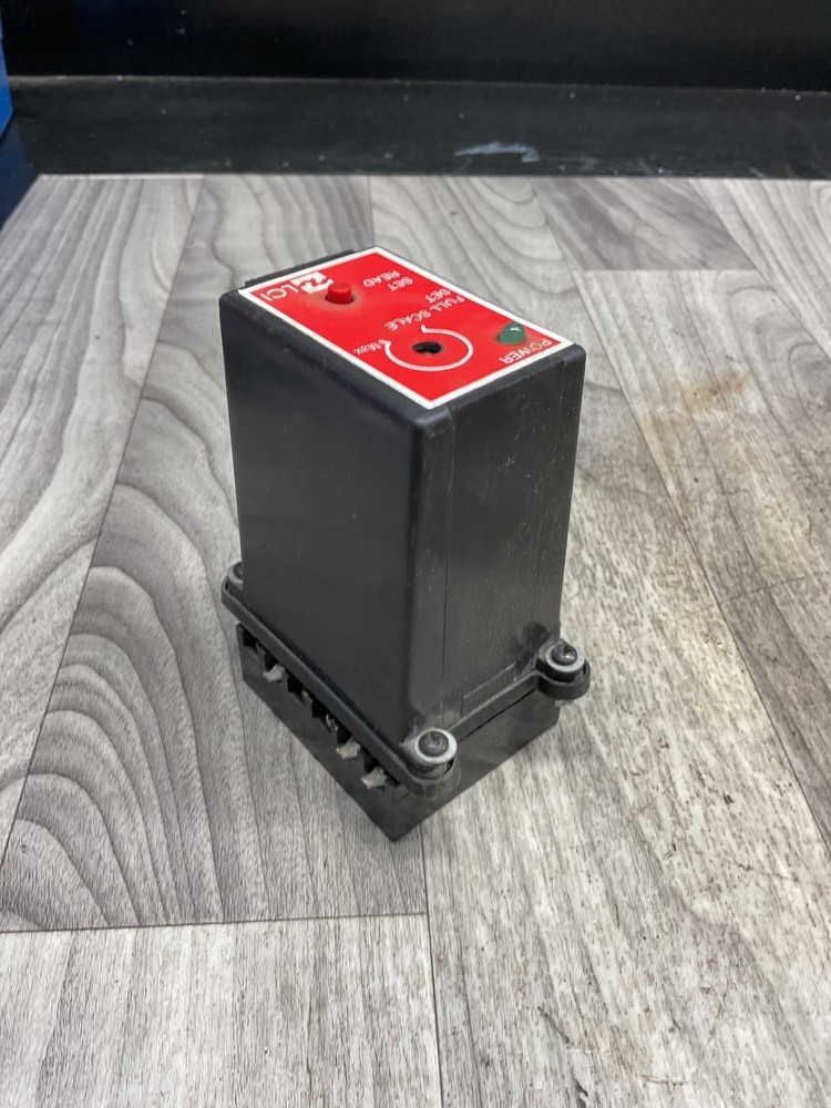 CA-30 LOAD CONTROLS ADJUSTABLE GAIN CURRENT TRANSDUCER #4011PT209SI