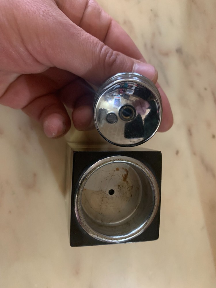 VINTAGE JAPAN PEARL SHELL LIGHTER